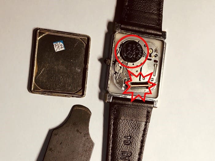 クオーツ腕時計の電池の交換は自分で行っても大丈夫？電池交換の注意点と修理店の料金について | モントルブログ